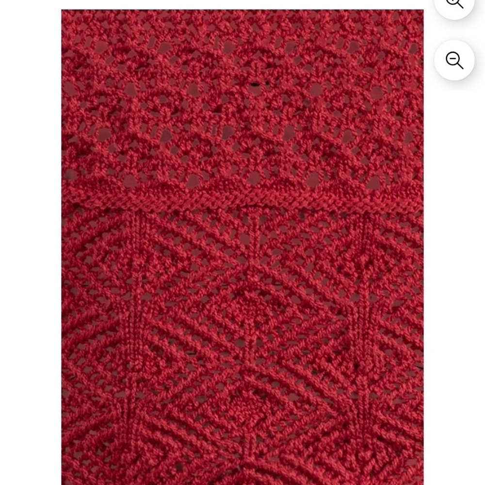 Jessica Simpson Textured Red Short Sleeve Top - Picture 4 of 11